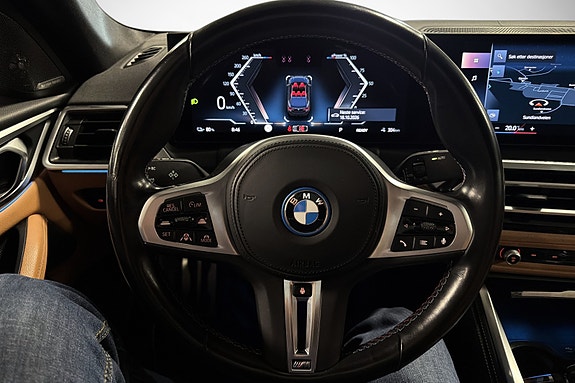 BMW i4 25 of 30