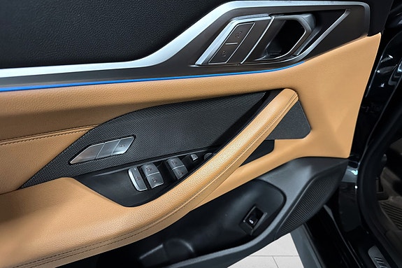 BMW i4 20 of 30