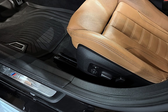 BMW i4 22 of 30