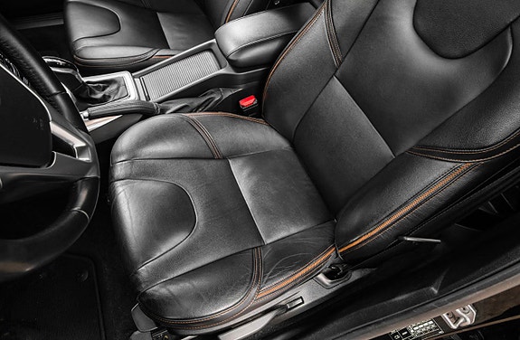 Volvo V40 Cross Country 21 of 30