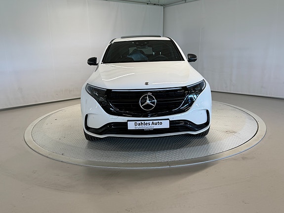 Mercedes-Benz EQC400 14 of 30