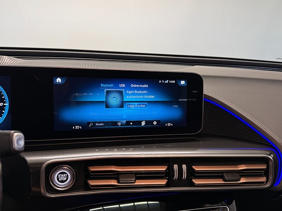 Mercedes-Benz EQC400 29 of 30