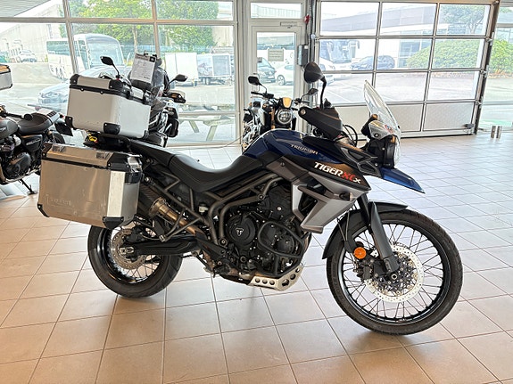Triumph Tiger 800 XCX