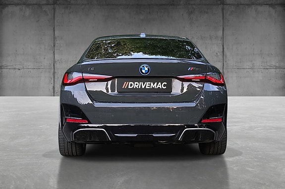 BMW i4 19 of 20