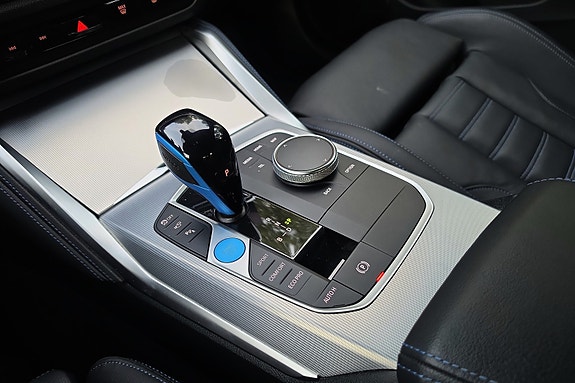 BMW i4 15 of 20
