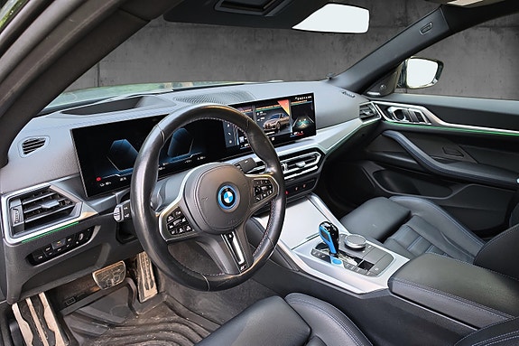 BMW i4 7 of 20