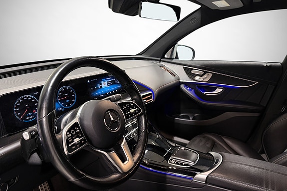 Mercedes-Benz EQC400 24 of 30