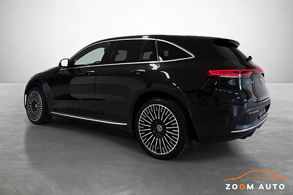 Mercedes-Benz EQC400 12 of 30