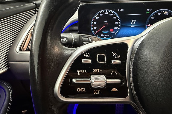 Mercedes-Benz EQC400 29 of 30