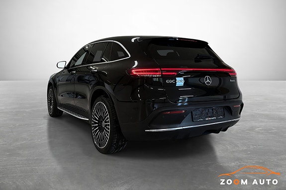 Mercedes-Benz EQC400 11 of 30