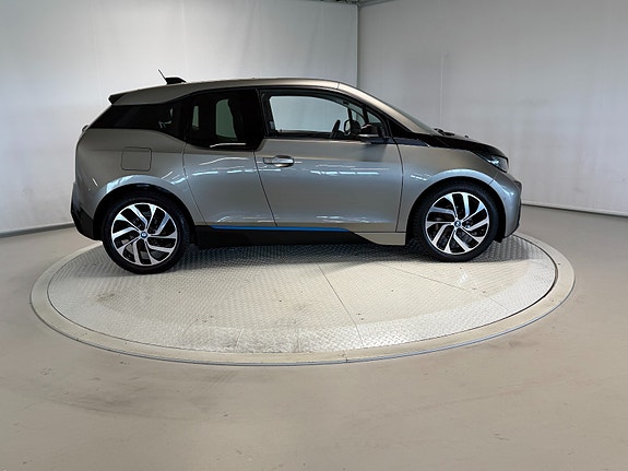 BMW i3 13 of 30