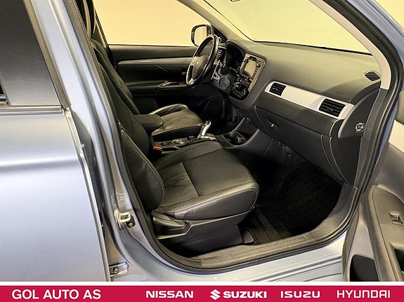 Mitsubishi Outlander 30 of 30