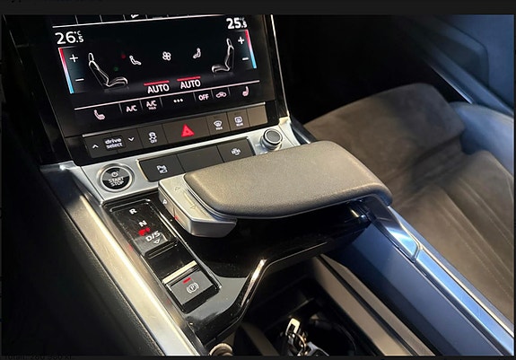 Audi e-tron Sportback 20 of 29