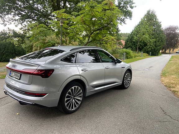 Audi e-tron Sportback 7 of 29