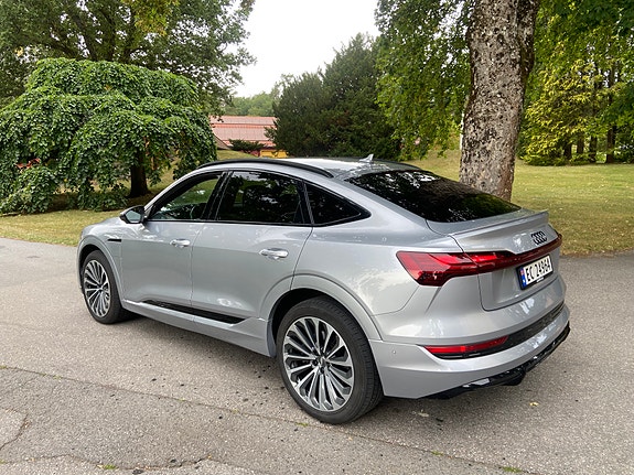 Audi e-tron Sportback 8 of 29