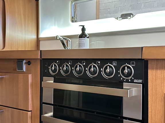 KABE ROYAL 720 TDL K.S. Alde / Stort bad / Lydpakke / Stekeo 29 of 30