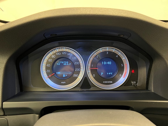Volvo V60 16 of 27