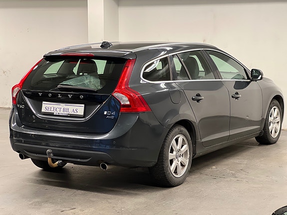 Volvo V60 4 of 27
