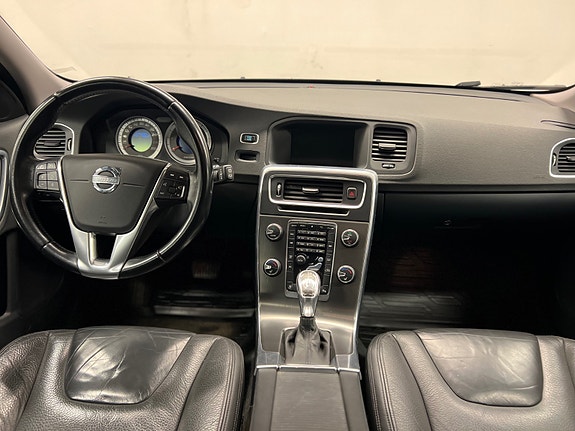 Volvo V60 13 of 27
