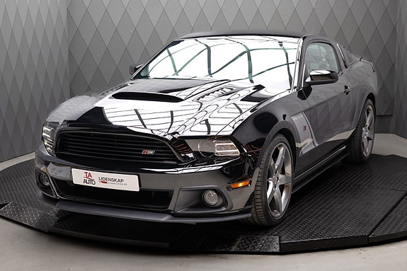 Ford Mustang 3 of 30