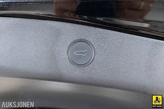 Tesla Model 3 27 of 30