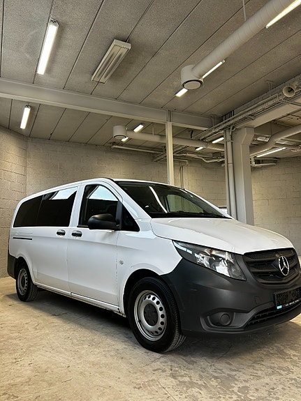 Mercedes-Benz Vito 111 3 of 12
