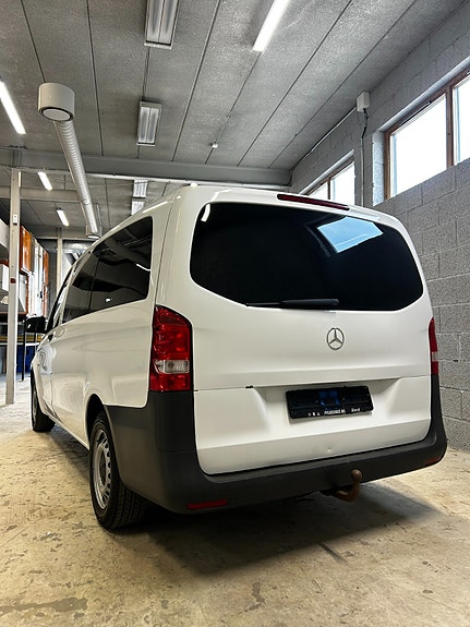 Mercedes-Benz Vito 111 4 of 12