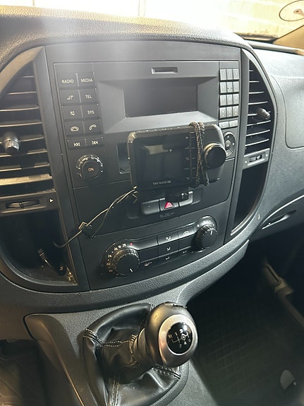 Mercedes-Benz Vito 111 10 of 12