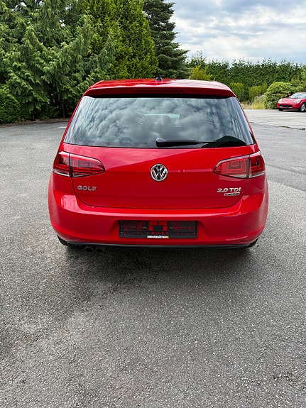 Volkswagen Golf VII 9 of 18