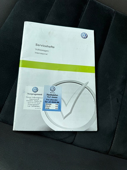 Volkswagen Golf VII 18 of 18