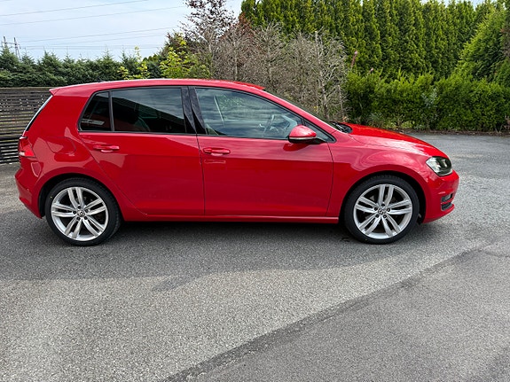Volkswagen Golf VII 6 of 18