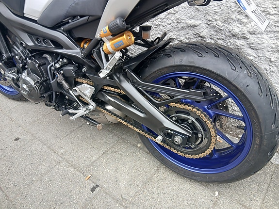 Yamaha MT-09 SP med Akrapoviq og Øhlins 8 of 11