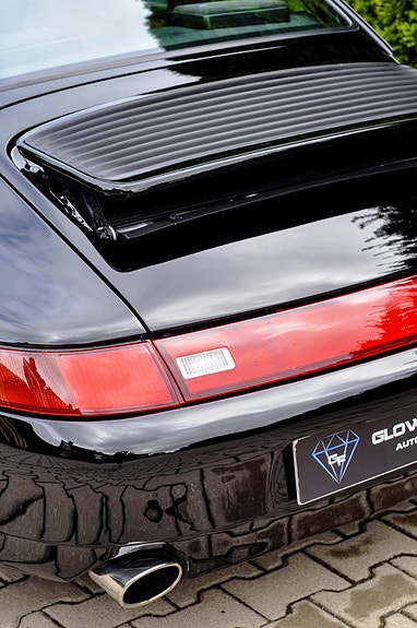 Porsche 911 Carrera 18 of 30