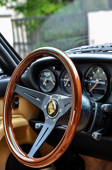 Porsche 911 Carrera 2 of 30