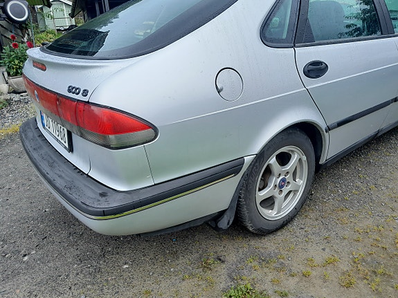 Saab 900 6 of 22