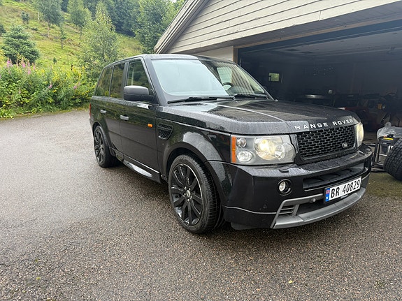 Land Rover Range Rover 2 of 10