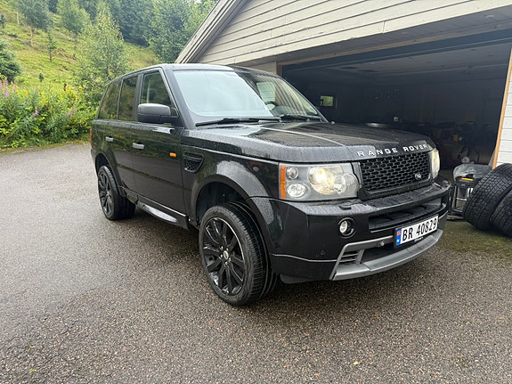 Land Rover Range Rover 3 of 10