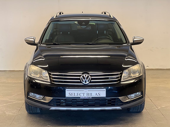Volkswagen Passat Alltrack 2 of 21