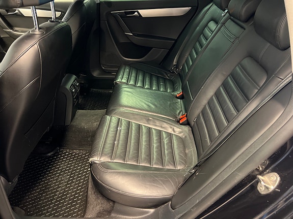 Volkswagen Passat Alltrack 11 of 21