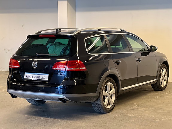 Volkswagen Passat Alltrack 6 of 21