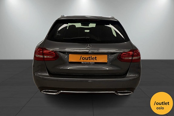 Mercedes-Benz C180 4 of 29
