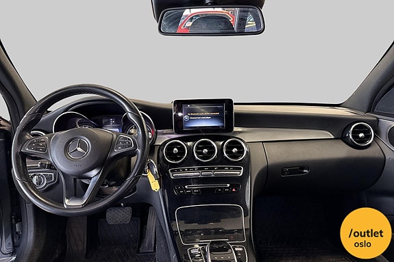 Mercedes-Benz C180 29 of 29