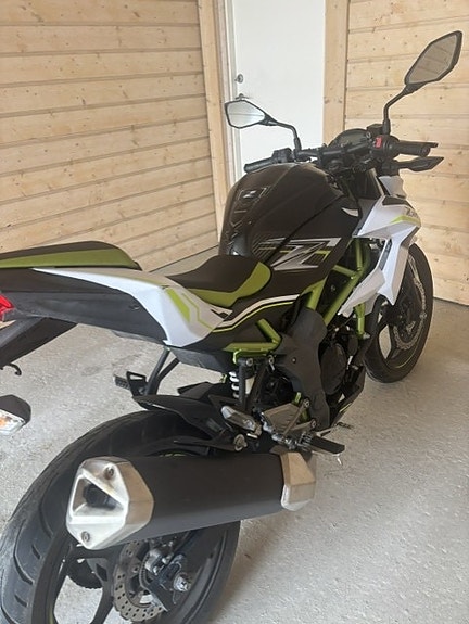 Kawasaki Z 125 5 of 6