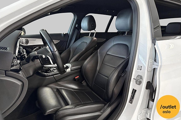 Mercedes-Benz C200 12 of 27