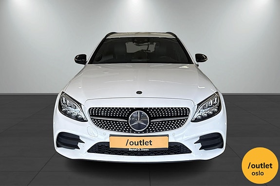 Mercedes-Benz C200 9 of 27
