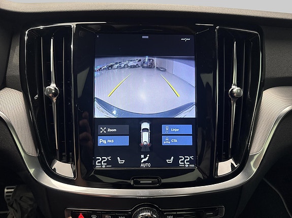 Volvo V60 20 of 30