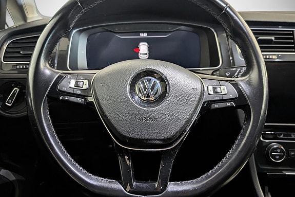 Volkswagen Golf 13 of 24
