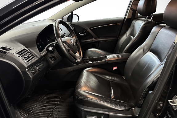 Toyota Avensis 8 of 15