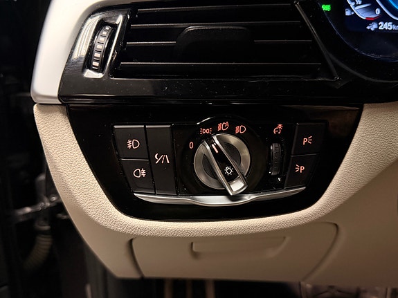 BMW 530e 20 of 28