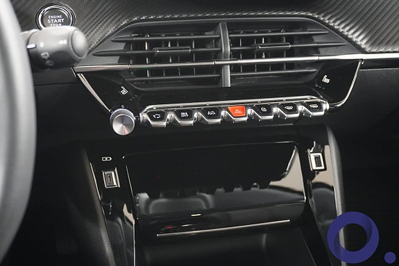 Peugeot e-208 18 of 27